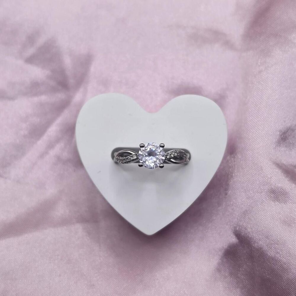 Sliver one size ring - Picture 3 of 3